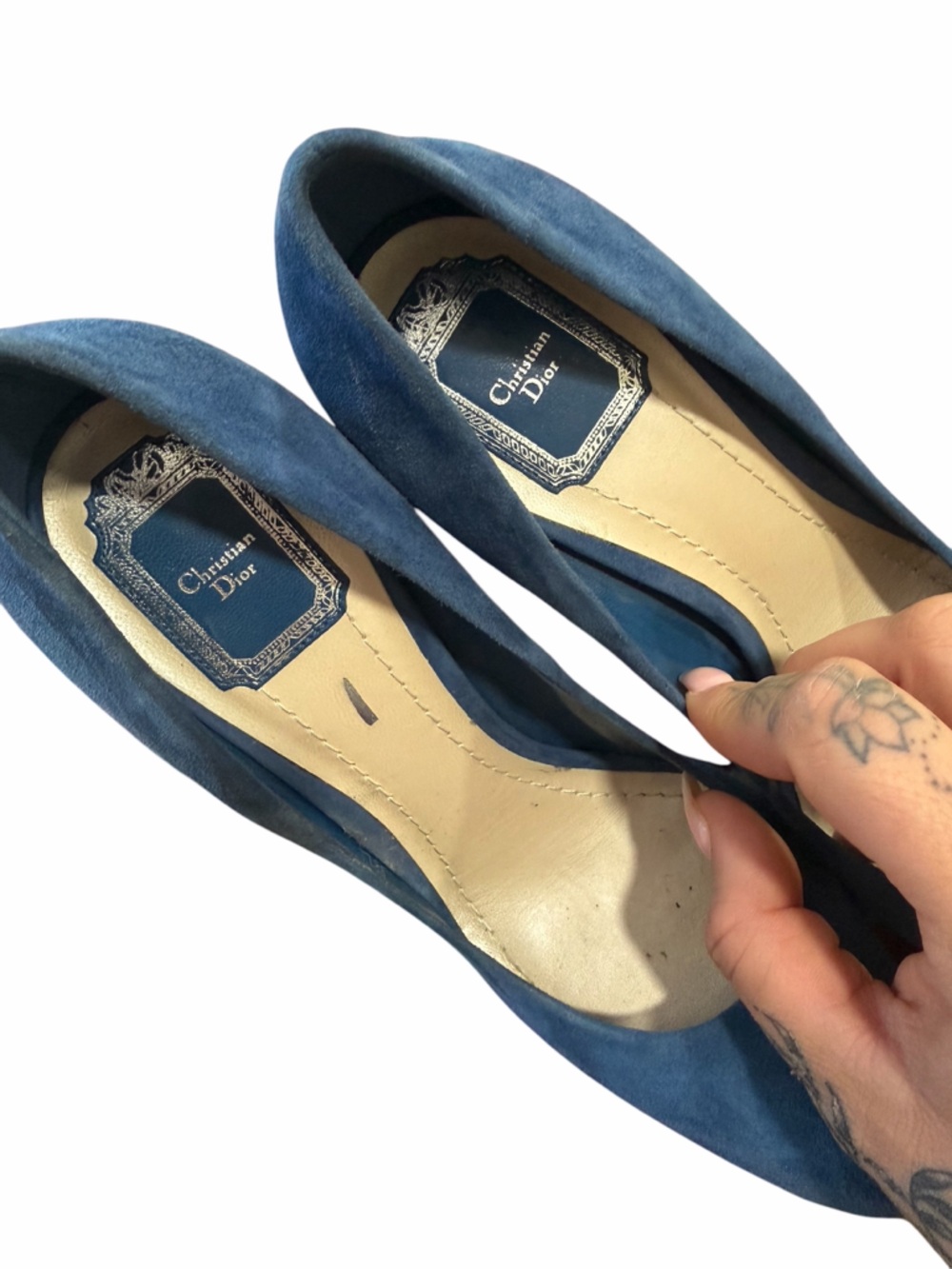 ๐ Christian Dior Blue Suede Pumps Heels Classic Designer Size 40.5 10 Round Toe - Picture 4 of 7